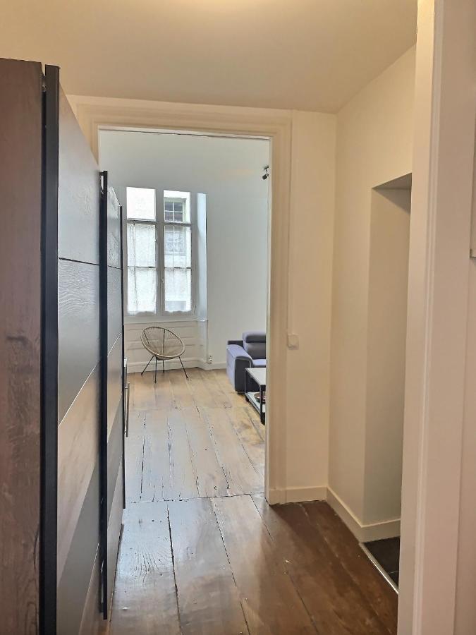 Wonderhost, Superbes Volumes Et Charme De L'ancien Apartment Pau